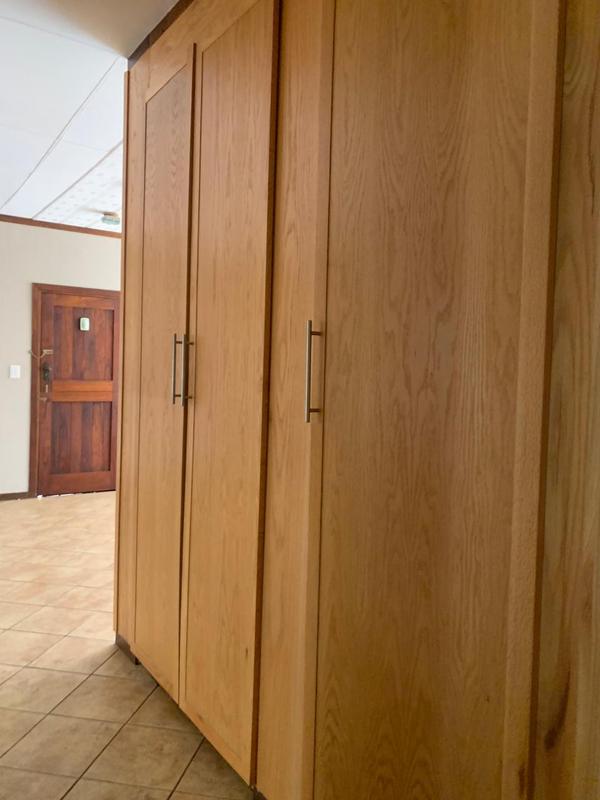 5 Bedroom Property for Sale in Wilkoppies North West